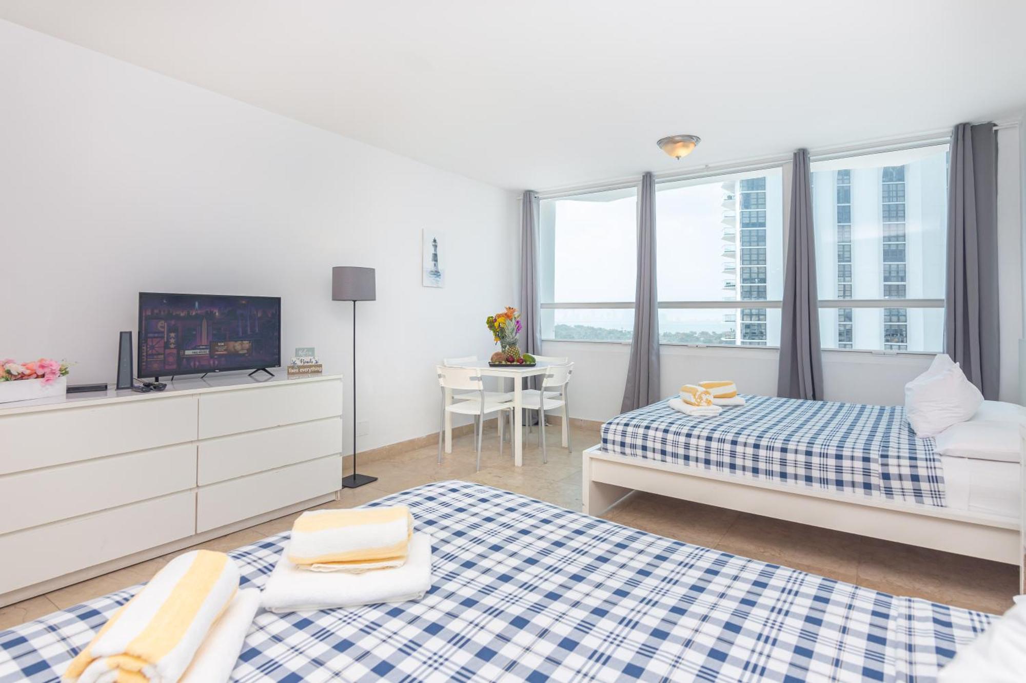 Girasole Rentals Suites 마이애미 비치 외부 사진