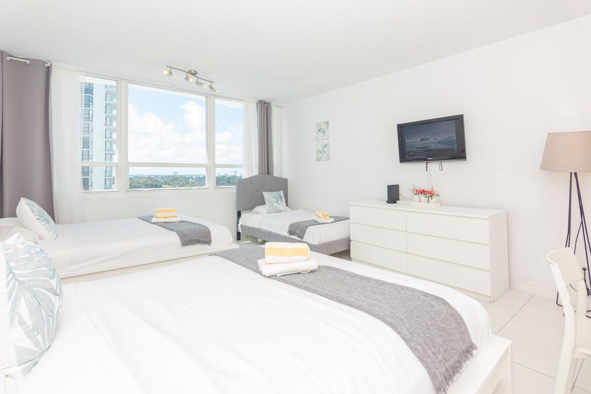Girasole Rentals Suites 마이애미 비치 객실 사진