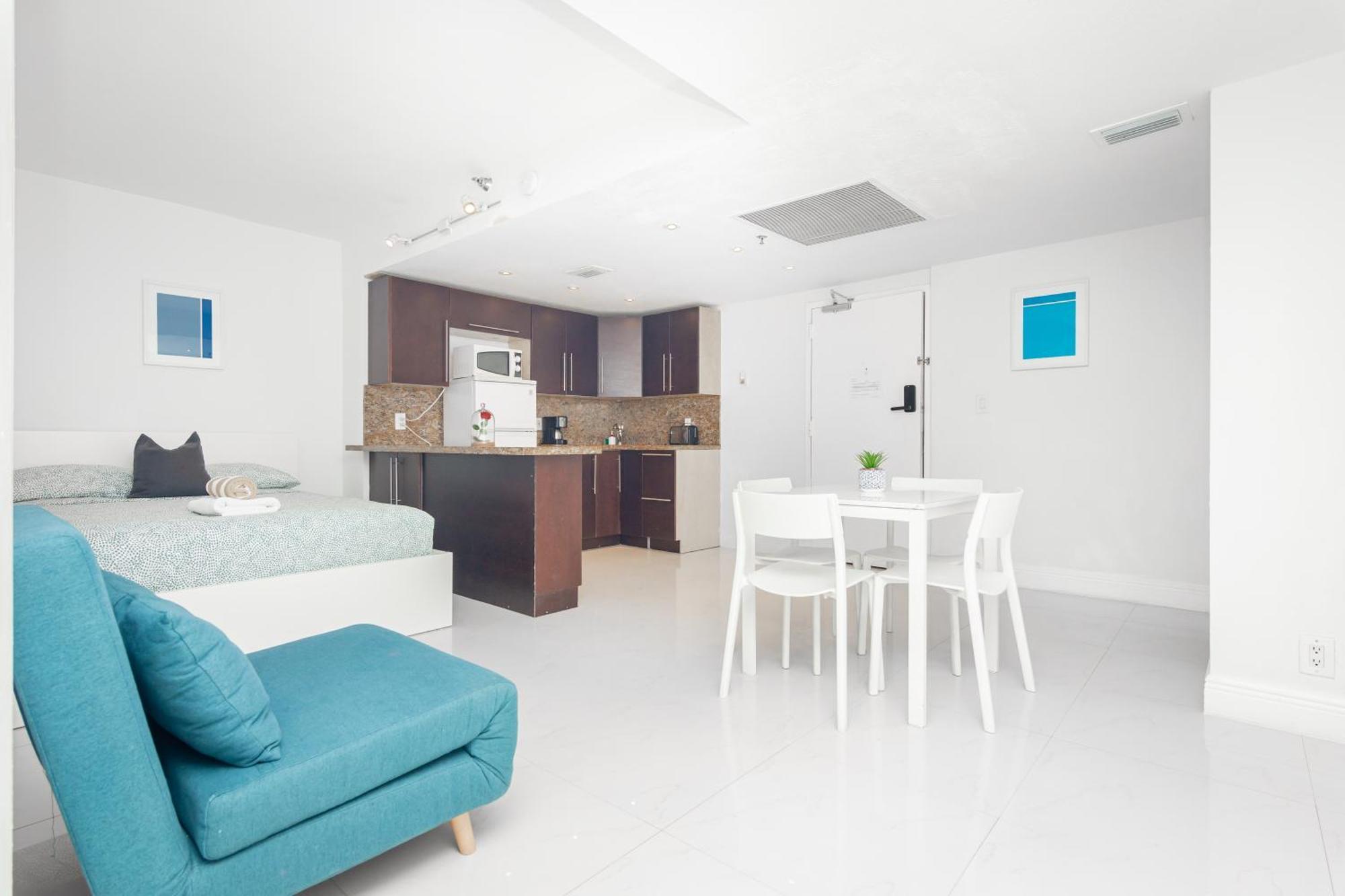 Girasole Rentals Suites 마이애미 비치 객실 사진