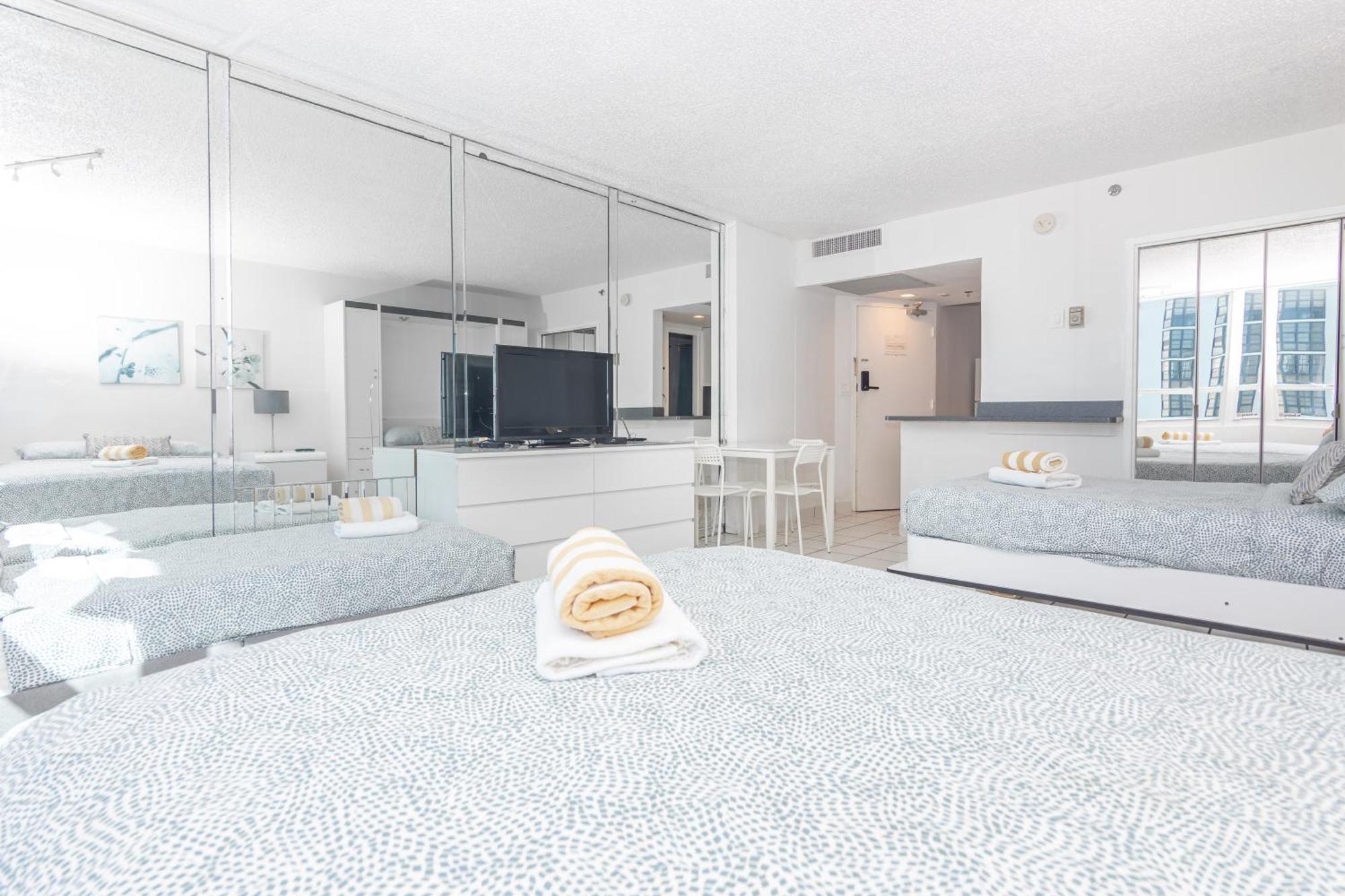 Girasole Rentals Suites 마이애미 비치 객실 사진