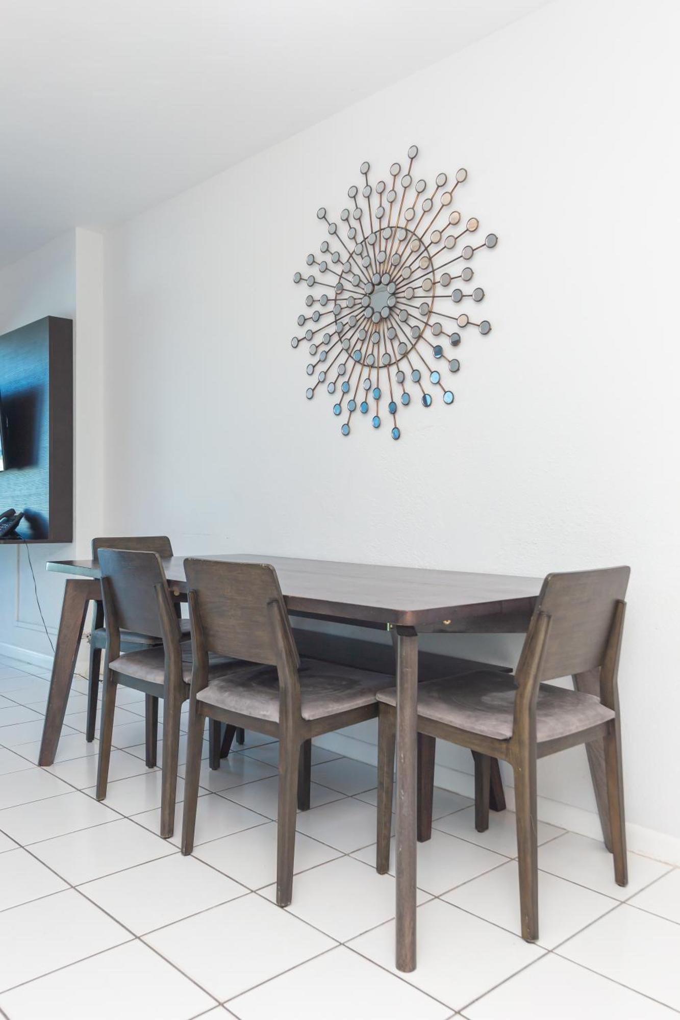 Girasole Rentals Suites 마이애미 비치 객실 사진